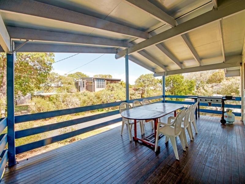 21 Bambara, Point Lookout QLD 4183