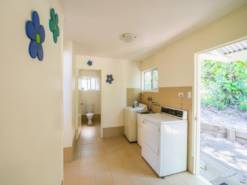 21 Bambara, Point Lookout QLD 4183