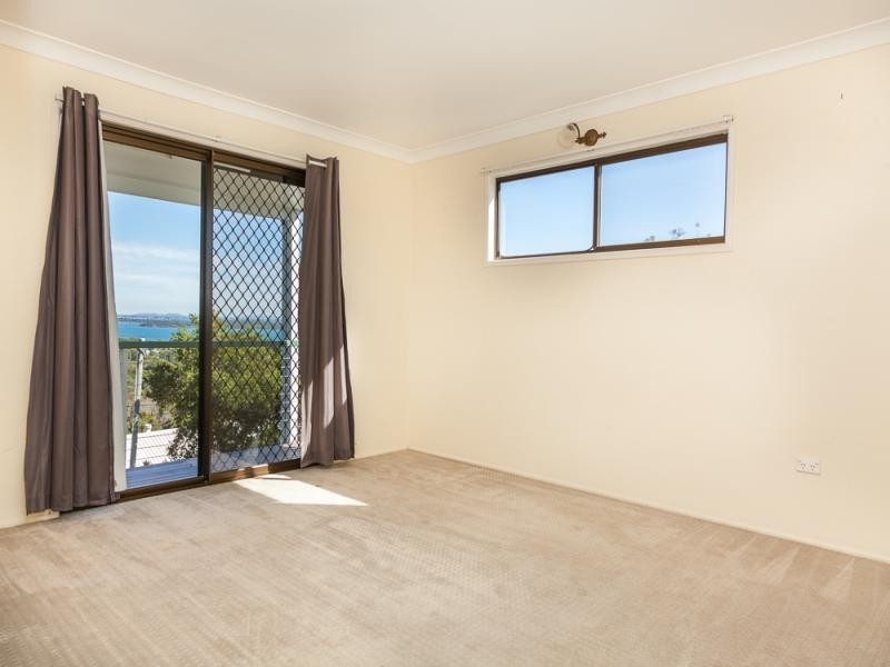 123 Rainbow Crescent, Dunwich QLD 4183