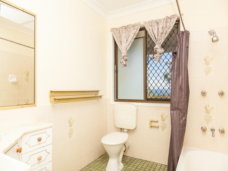 123 Rainbow Crescent, Dunwich QLD 4183