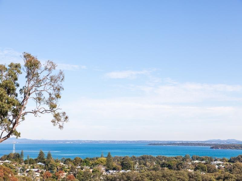 123 Rainbow Crescent, Dunwich QLD 4183