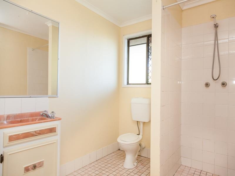 123 Rainbow Crescent, Dunwich QLD 4183