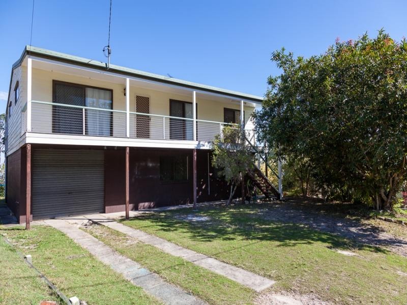 123 Rainbow Crescent, Dunwich QLD 4183