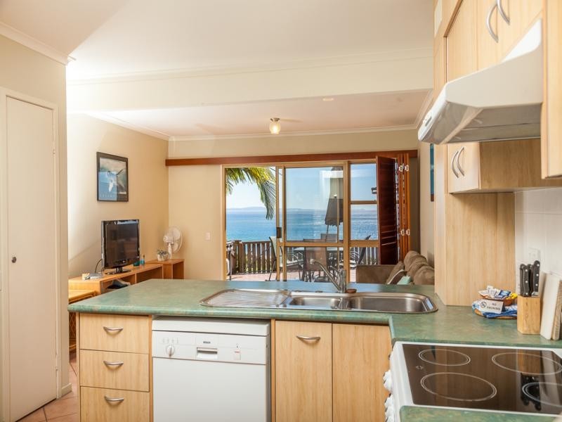 25/21-25 Cumming Parade, Point Lookout QLD 4183