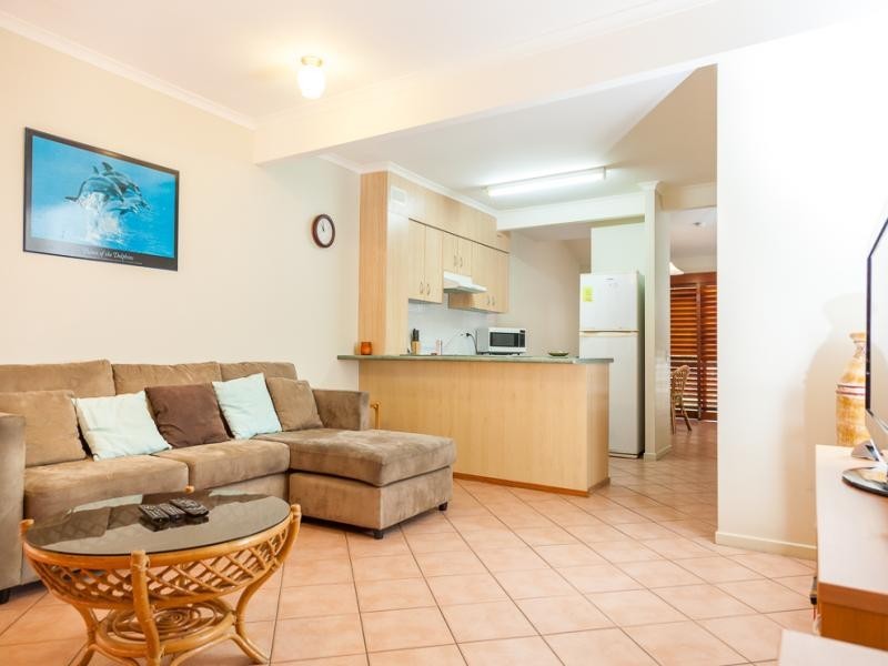 25/21-25 Cumming Parade, Point Lookout QLD 4183
