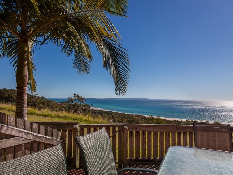 25/21-25 Cumming Parade, Point Lookout QLD 4183
