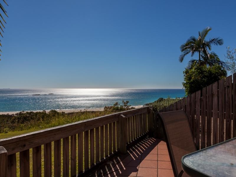 25/21-25 Cumming Parade, Point Lookout QLD 4183