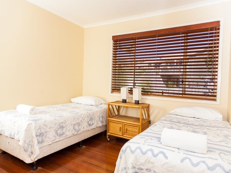 25/21-25 Cumming Parade, Point Lookout QLD 4183