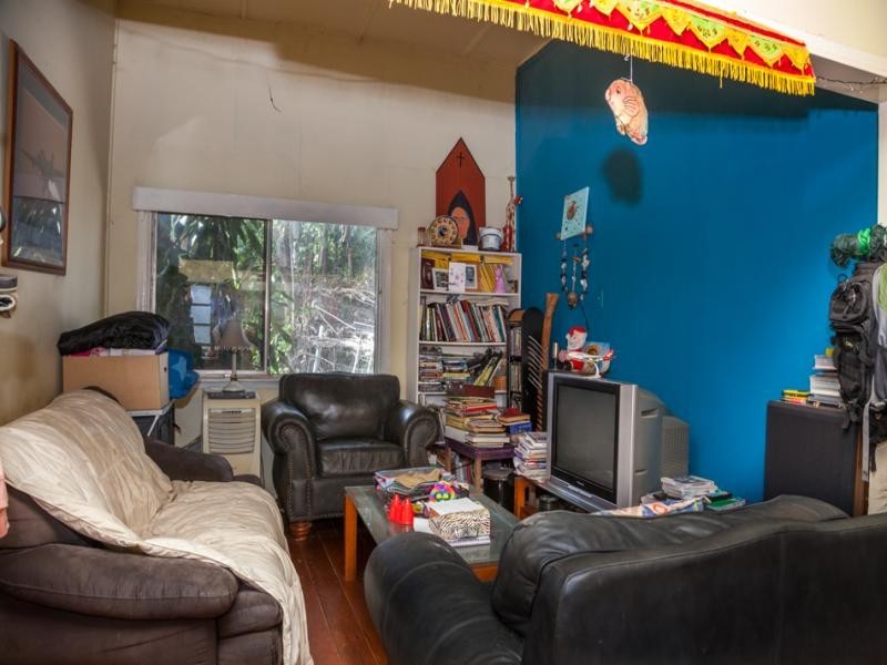 4 Bingle Rd, Dunwich QLD 4183