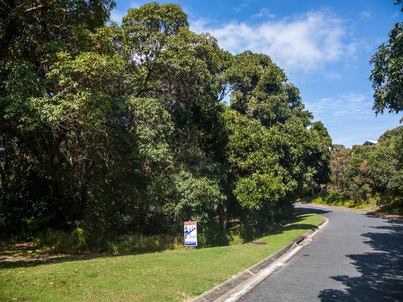 22 Midjimberry St, Point Lookout QLD 4183