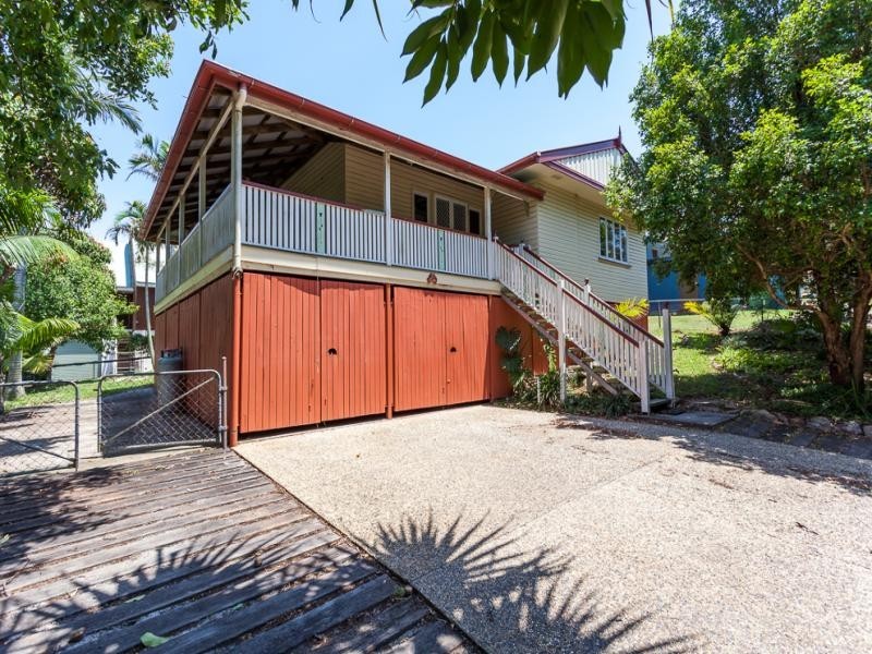 39 Rainbow Crescent, Dunwich QLD 4183