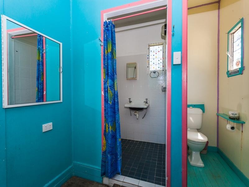 6 MOONGALBA RD, Point Lookout QLD 4183