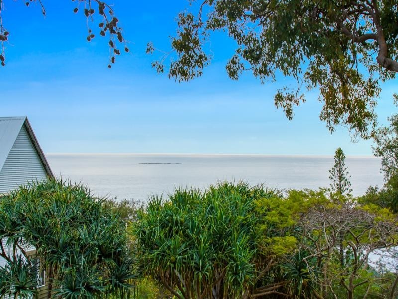 4a Baker Court, Point Lookout QLD 4183