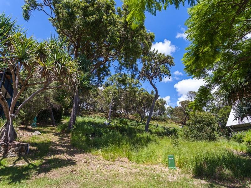 4a Baker Court, Point Lookout QLD 4183