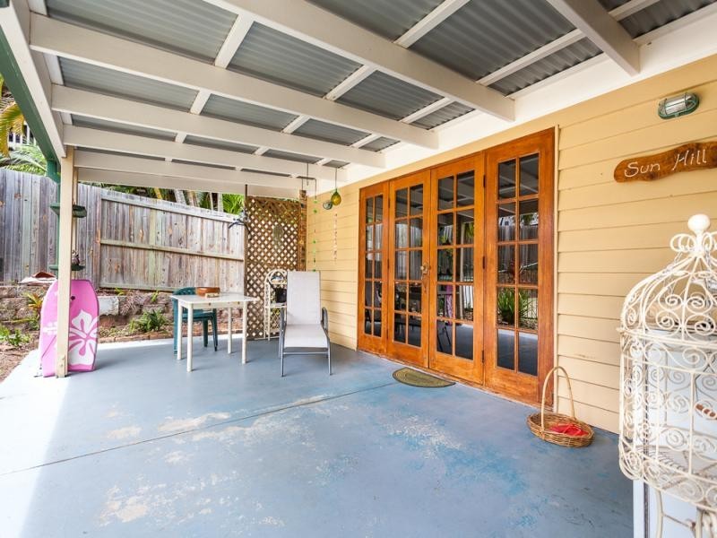 124 Tramican Street, Point Lookout QLD 4183