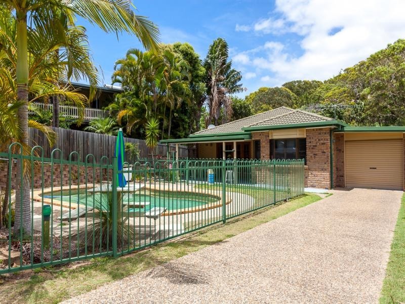124 Tramican Street, Point Lookout QLD 4183