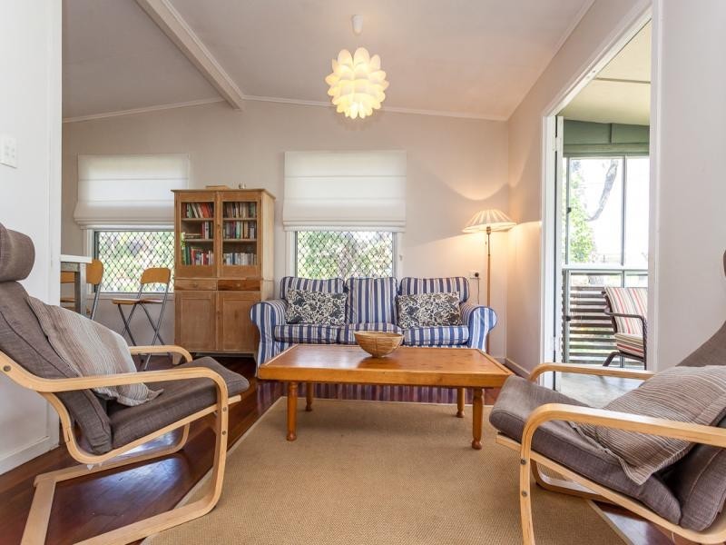 15 Bambara St, Point Lookout QLD 4183