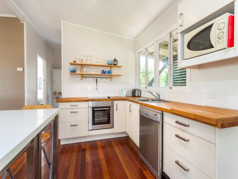 15 Bambara St, Point Lookout QLD 4183