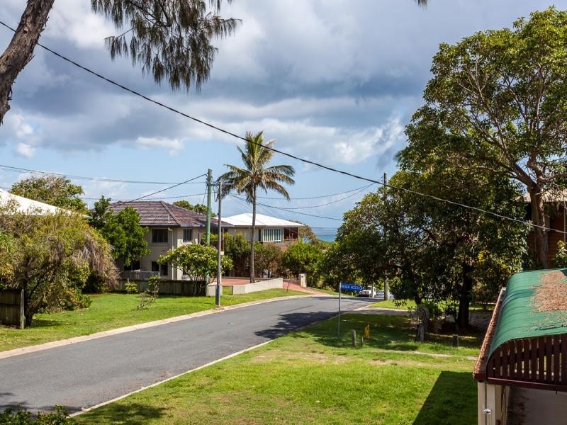 15 Bambara St, Point Lookout QLD 4183
