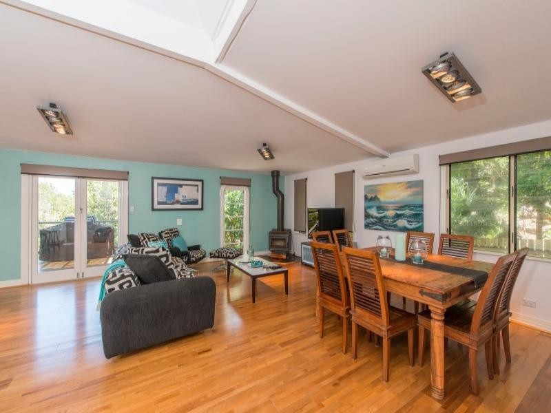 15 Billa Street, Point Lookout QLD 4183