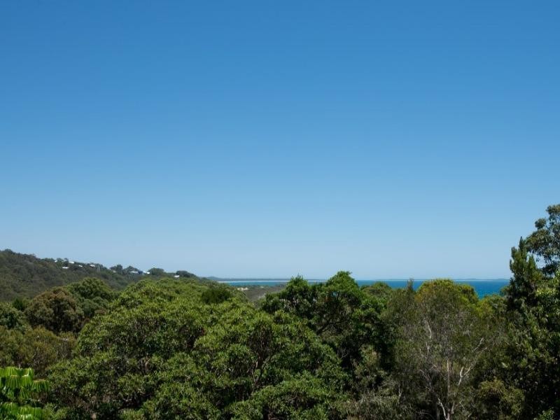 15 Billa Street, Point Lookout QLD 4183