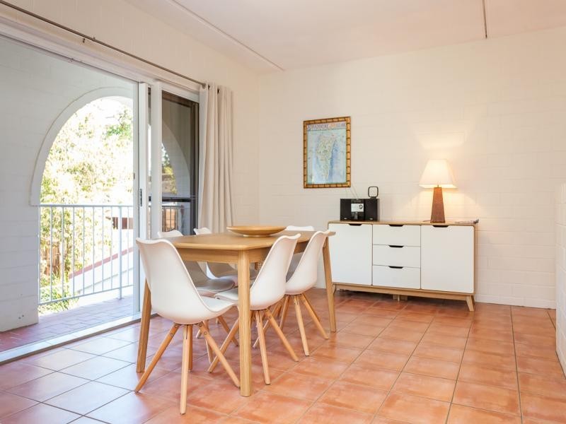 2/41 Dickson Way, Point Lookout QLD 4183
