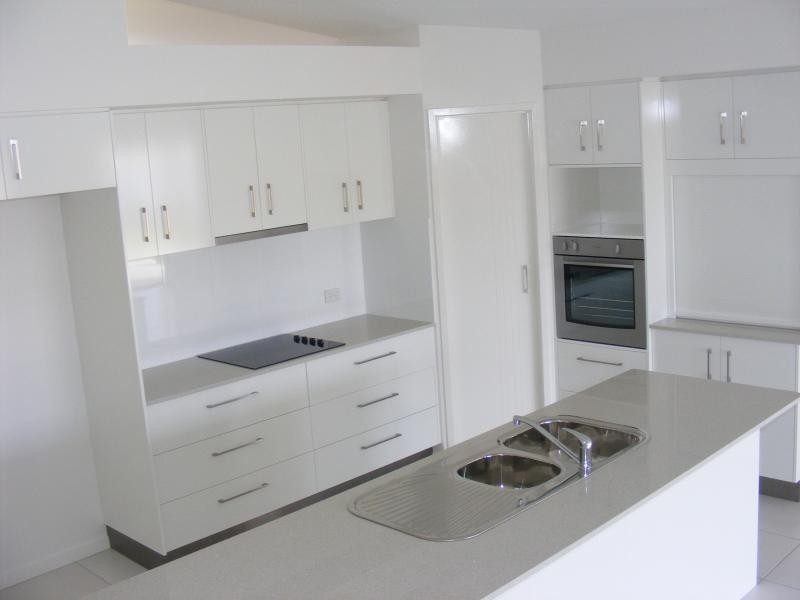 19 Whitehaven Way, Pelican Waters QLD 4551