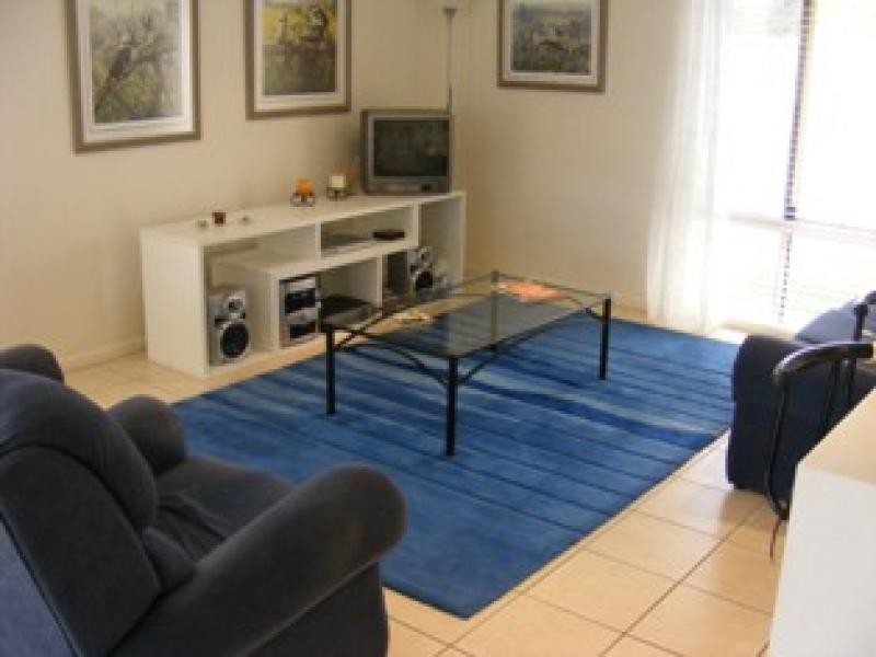 4 Rutherford Place, Pelican Waters QLD 4551