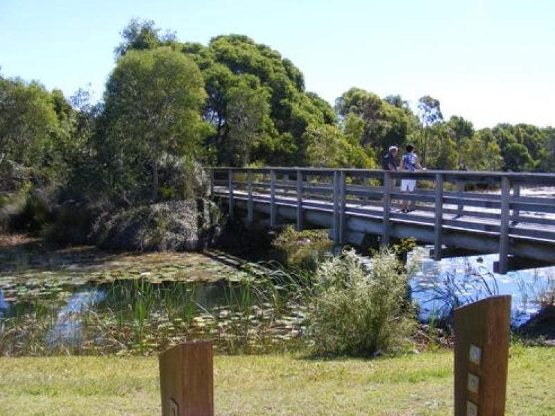 4 Rutherford Place, Pelican Waters QLD 4551