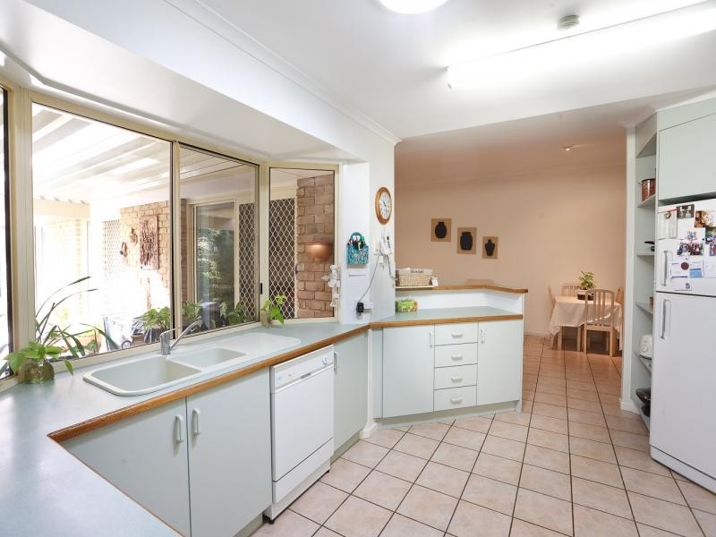 27 Sir Joseph Banks, Golden Beach QLD 4551