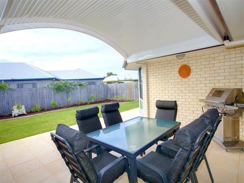 13 Scartree Street, Pelican Waters QLD 4551