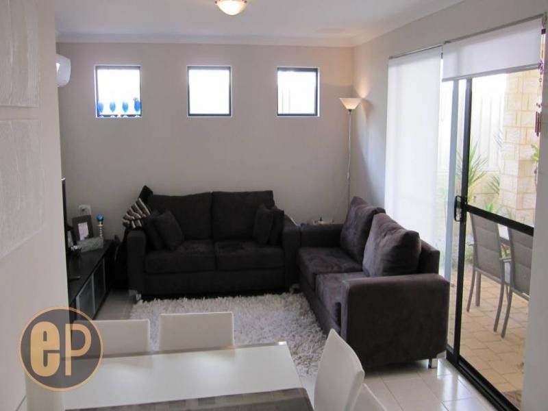 4/31 Barfield Road, Hammond Park WA 6164