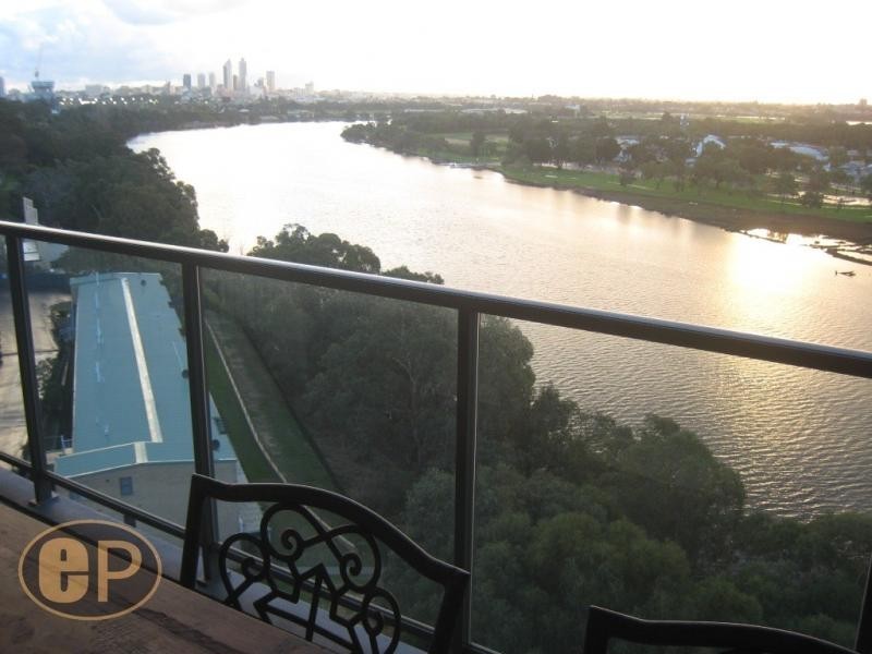 32/18 Tanunda Drive, Rivervale WA 6103