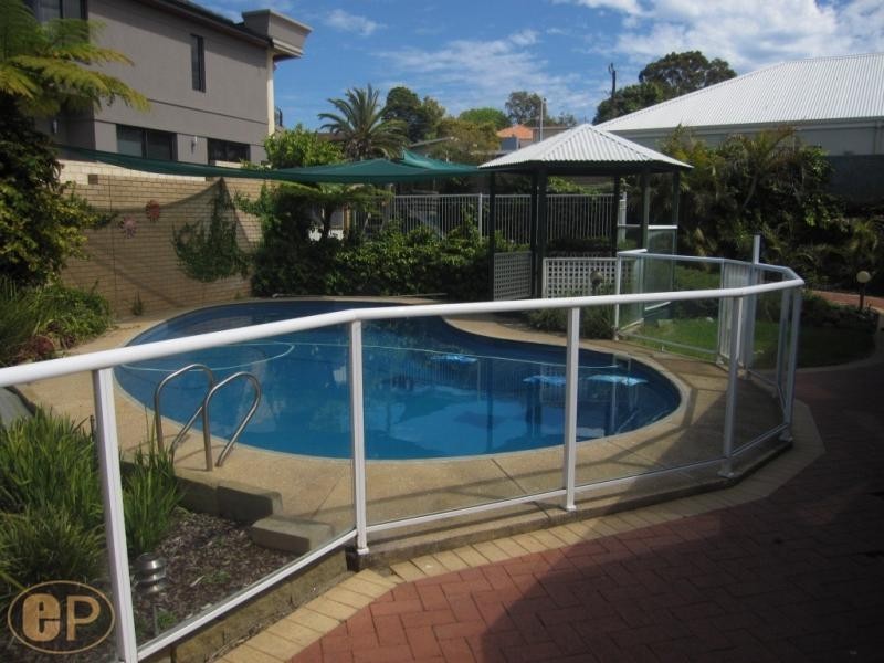 24 Cawston Road, Attadale WA 6156