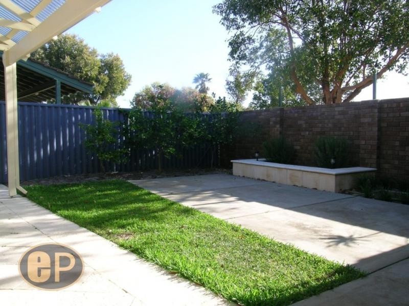 1/80 Mary Street, Como WA 6152