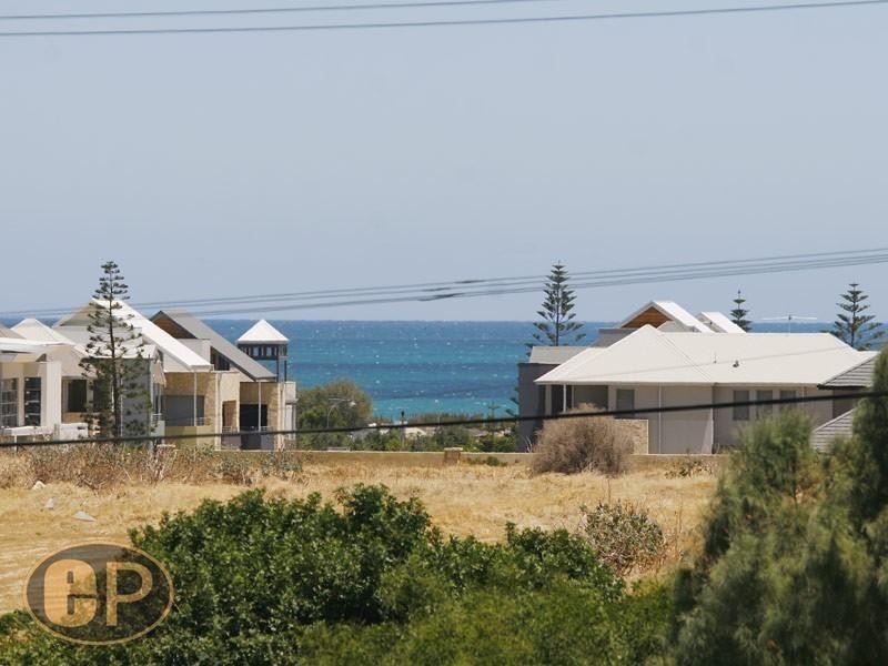 12/14 Boyd Crescent, Hamilton Hill WA 6163