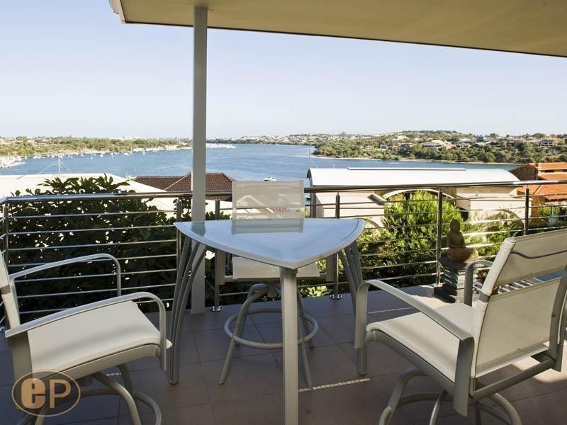 7A Braunton Street, Bicton WA 6157