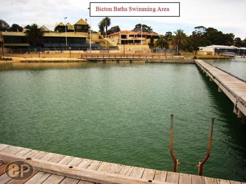 7A Braunton Street, Bicton WA 6157