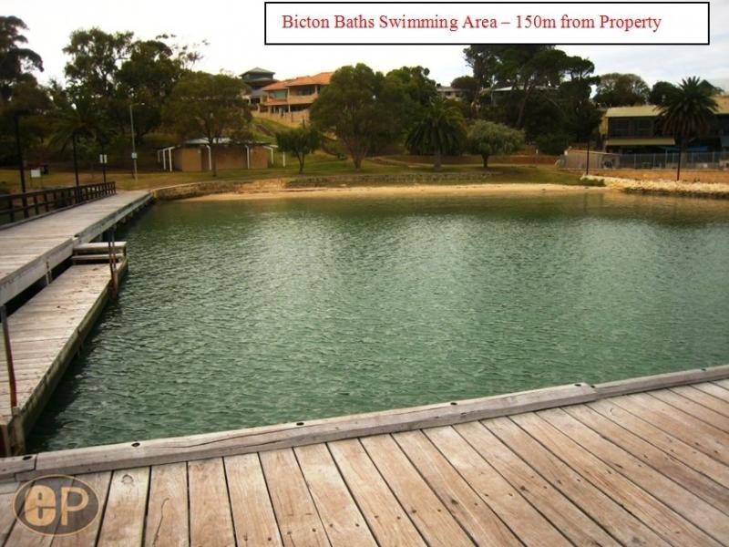 7A Braunton Street, Bicton WA 6157