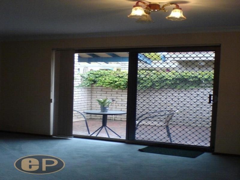 1/29 Chetwynd Way, Booragoon WA 6154