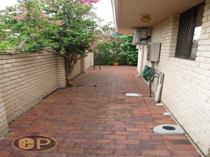 1/29 Chetwynd Way, Booragoon WA 6154