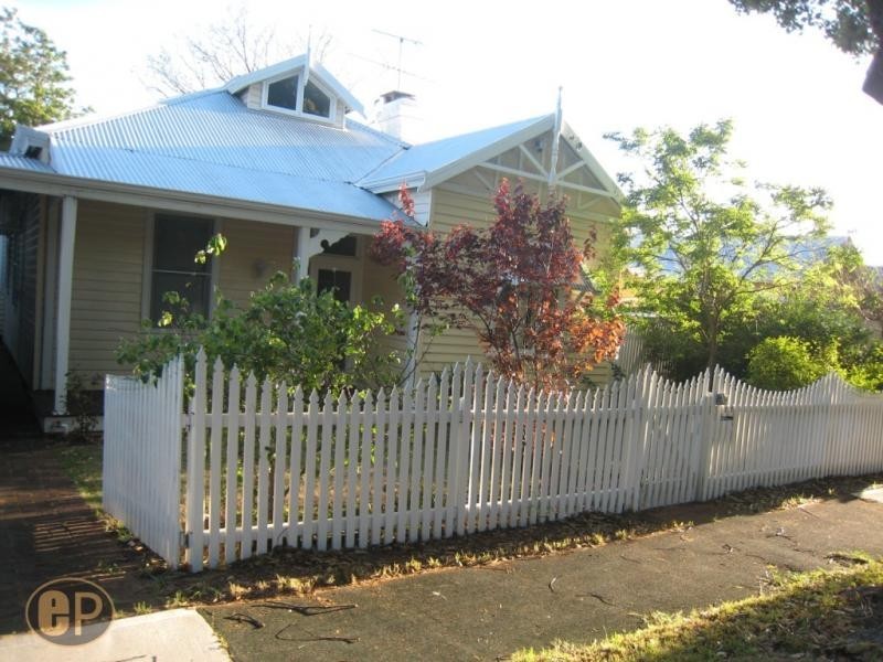 27 Cuthbert Street, Shenton Park WA 6008