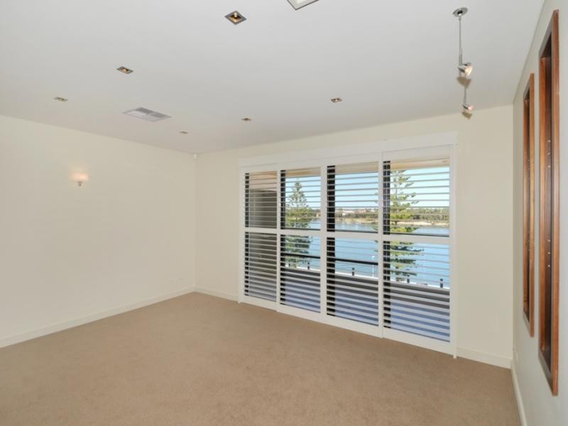 24 Vivaldi Drive, Mandurah WA 6210