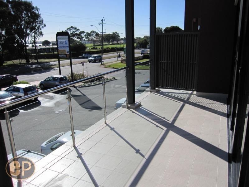 4/595 Canning Highway, Alfred Cove WA 6154