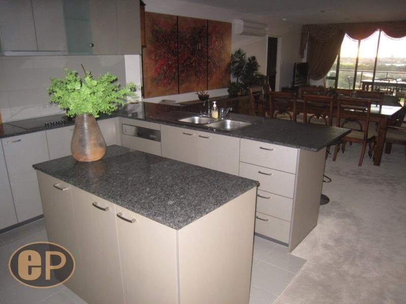 32/18 Tanunda Drive, Rivervale WA 6103