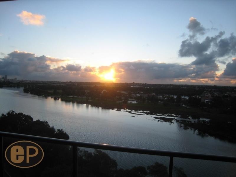 32/18 Tanunda Drive, Rivervale WA 6103