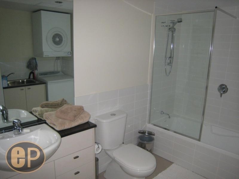 82/131 Adelaide Terrace, East Perth WA 6004