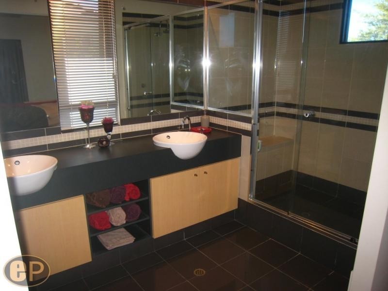 32 Gillon Street, Karawara WA 6152