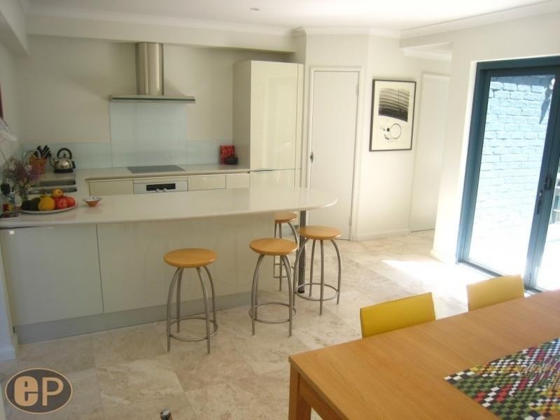 11 Eucla Court, North Fremantle WA 6159