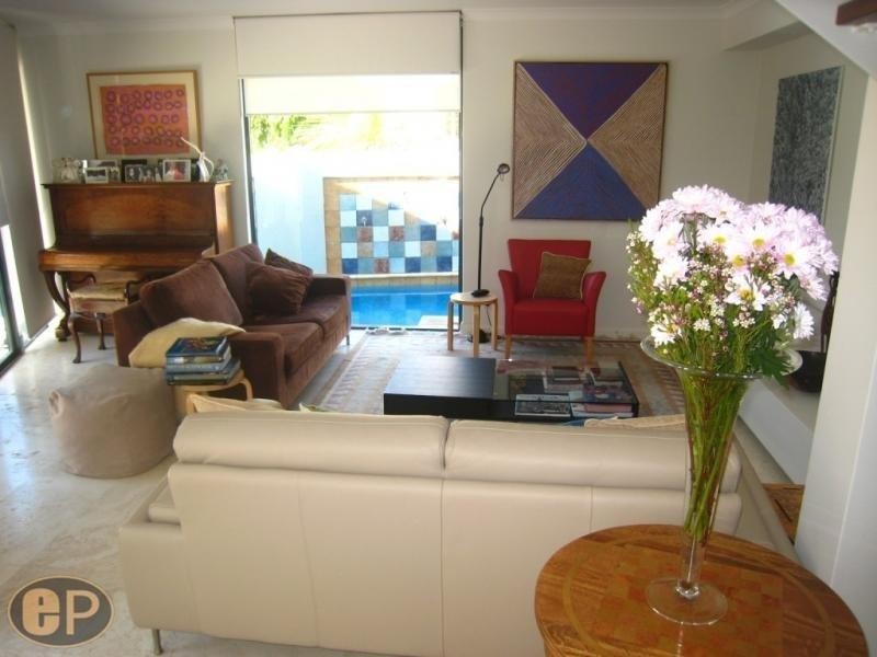 11 Eucla Court, North Fremantle WA 6159